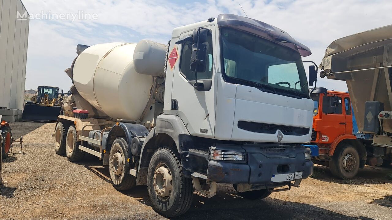 autodomiešavač Baryval  na podvozku Renault KERAX 370