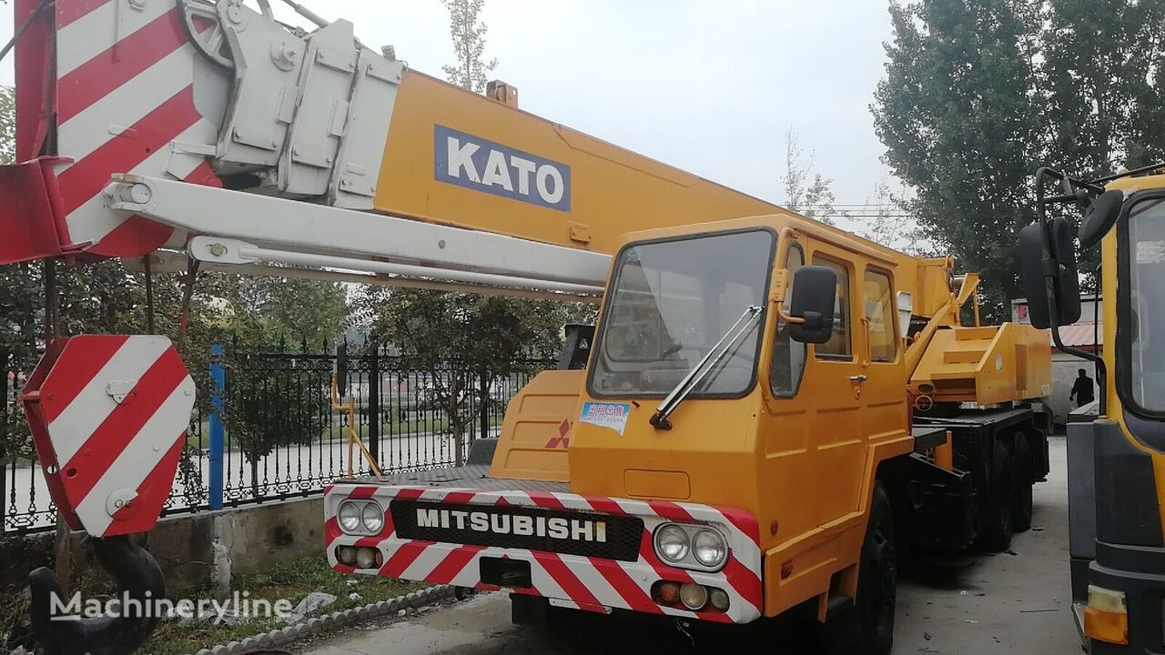 autožeriav Kato NK250V