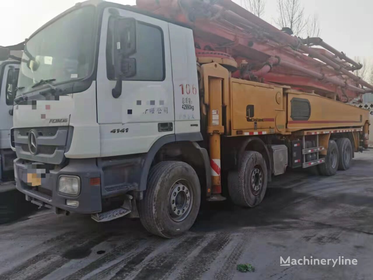 čerpadlo na betón Putzmeister  na podvozku Mercedes-Benz