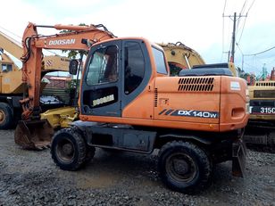 kolesové rýpadlo Doosan DX140W