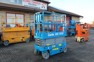 nožnicová plošina Genie GS1932 - 8 m compact electric scissor lift