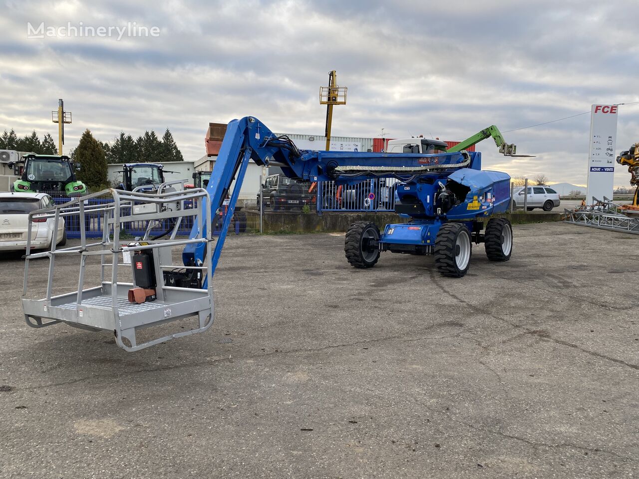 teleskopická plošina Manitou 260 TJ po nehode